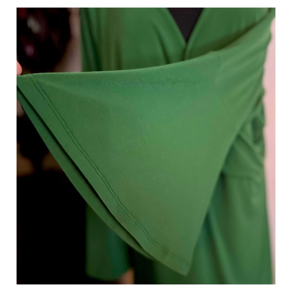 Carolyn Strauss Collection 2-Piece Tunic Top and Skirt Set - Picture 2 of 8